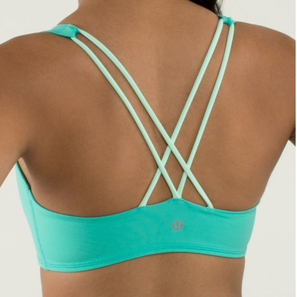 Lululemon Free to Be Sports Bra